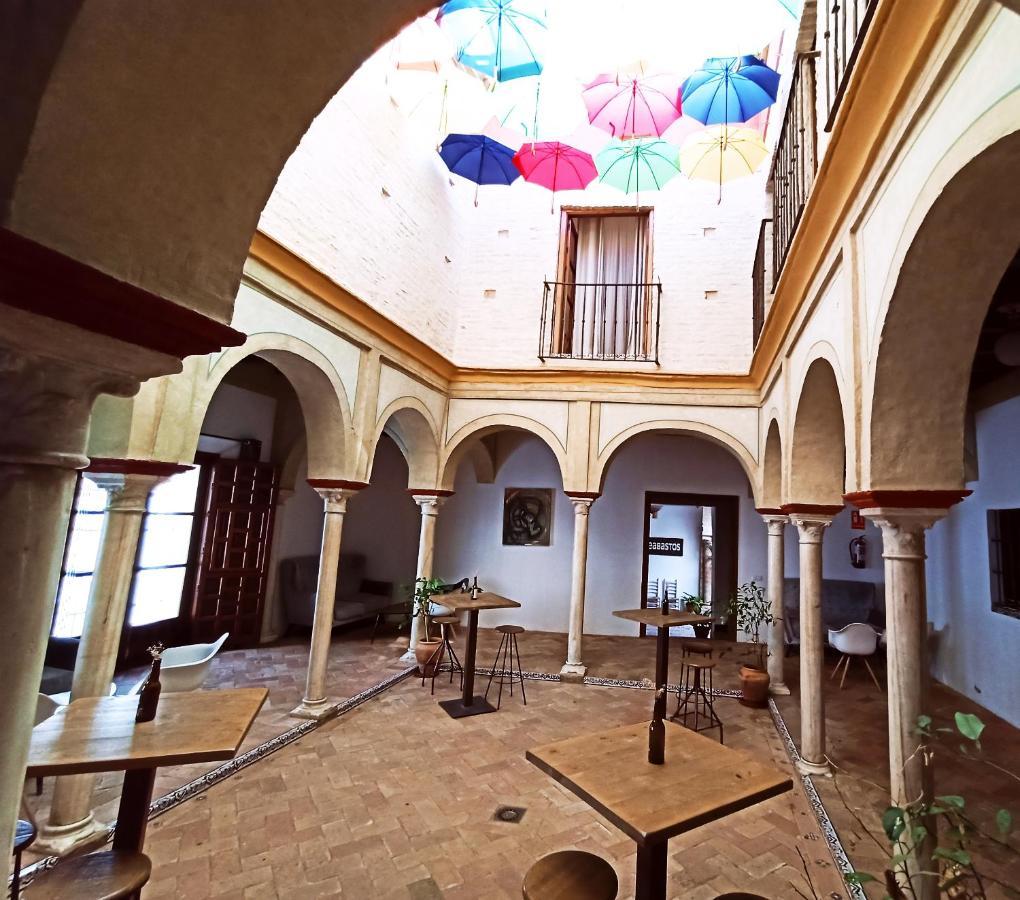 Frenteabastos Suites Cafe Hostal & Apartments Carmona  Exteriör bild
