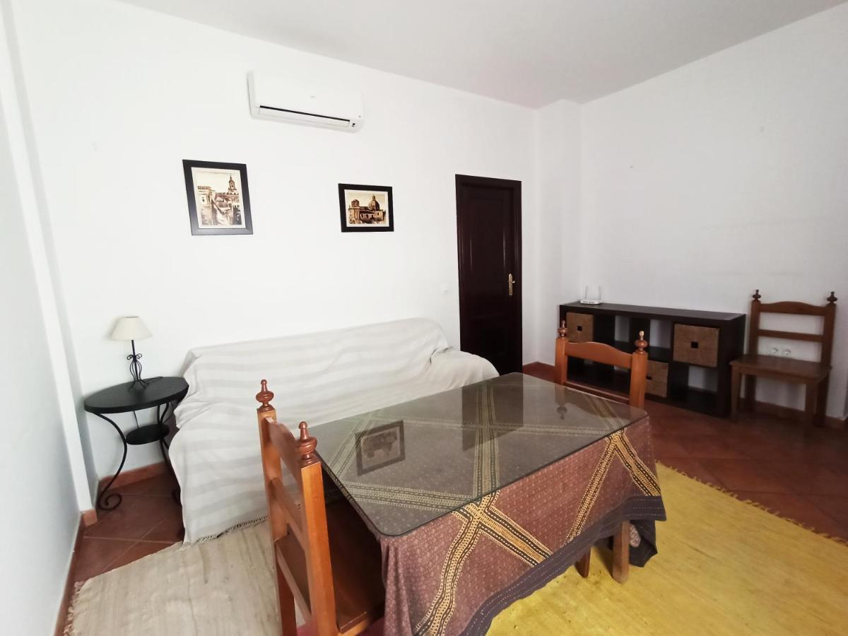 Frenteabastos Suites Cafe Hostal & Apartments Carmona  Exteriör bild